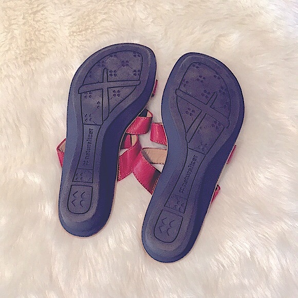 Chic Modern Red Leather Open-Toe Strappy Sandals - Picture 5 of 16